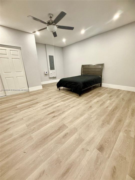 For Sale: $455,000 (3 beds, 2 baths, 1504 Square Feet)