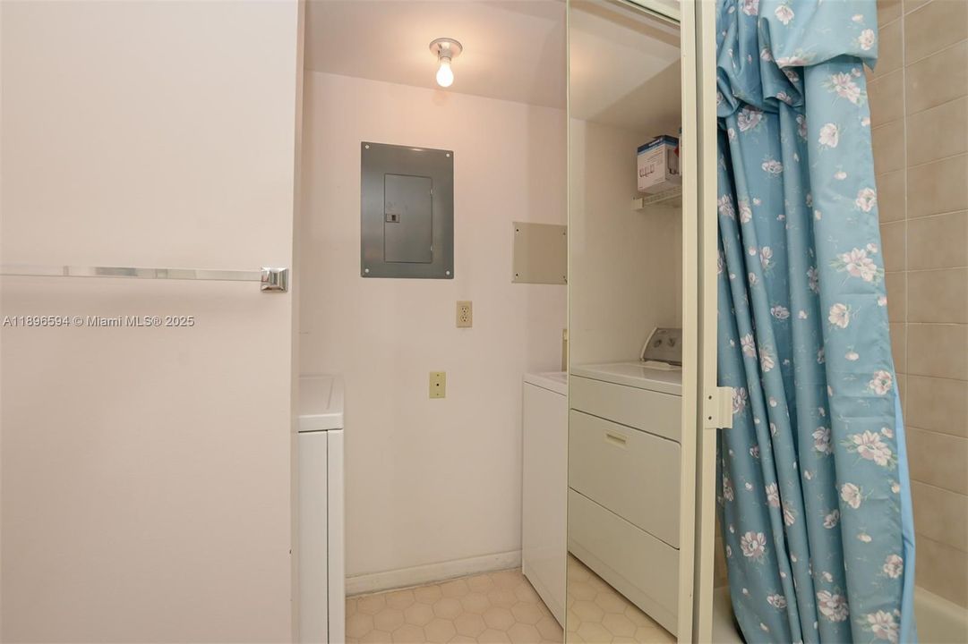 Full size washer/dryer in condo!