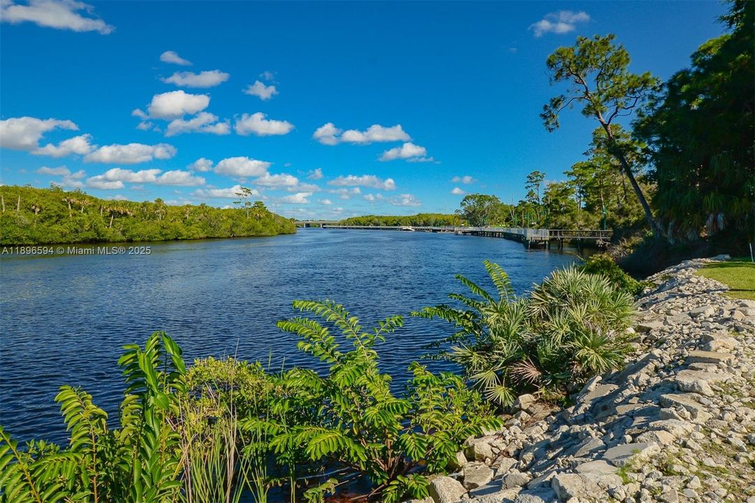 Recently Sold: $230,000 (2 beds, 2 baths, 1018 Square Feet)