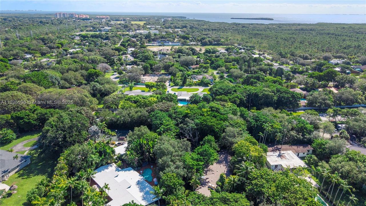 For Sale: $2,300,000 (4 beds, 4 baths, 3049 Square Feet)