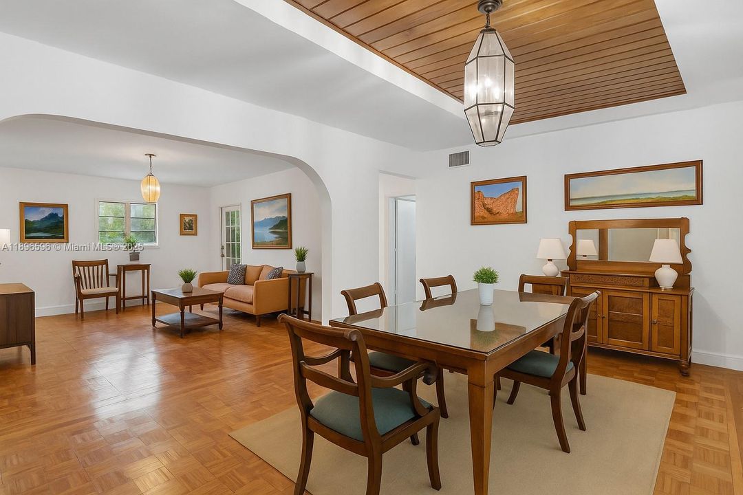 For Sale: $2,300,000 (4 beds, 4 baths, 3049 Square Feet)