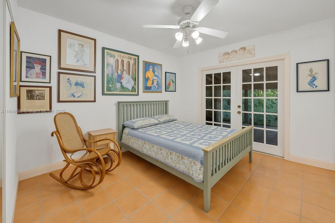 For Sale: $2,300,000 (4 beds, 4 baths, 3049 Square Feet)