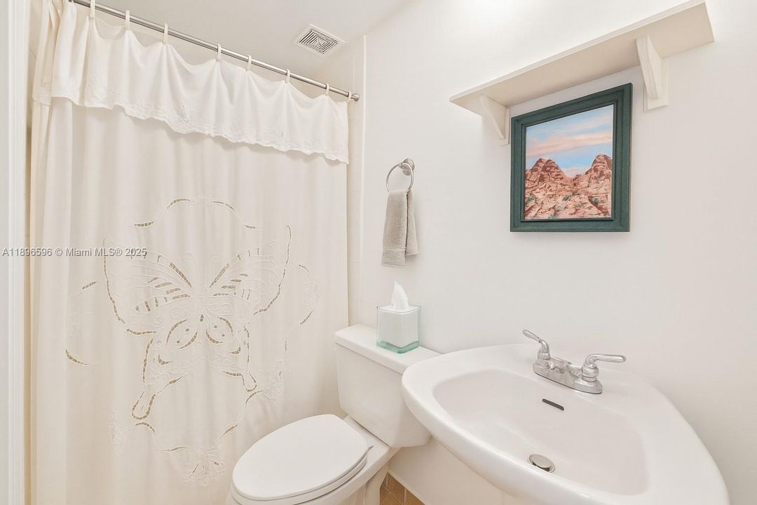 For Sale: $2,300,000 (4 beds, 4 baths, 3049 Square Feet)