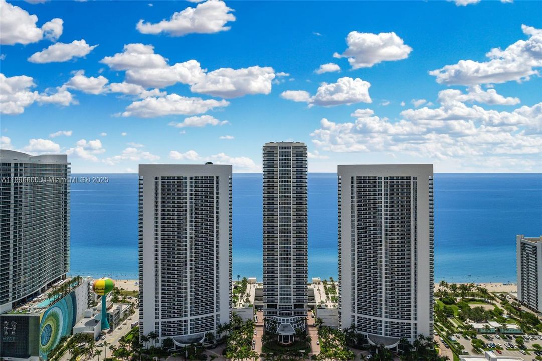 For Rent: $6,500 (3 beds, 3 baths, 1675 Square Feet)