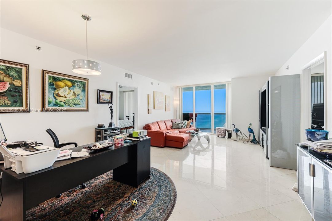 For Rent: $6,500 (3 beds, 3 baths, 1675 Square Feet)