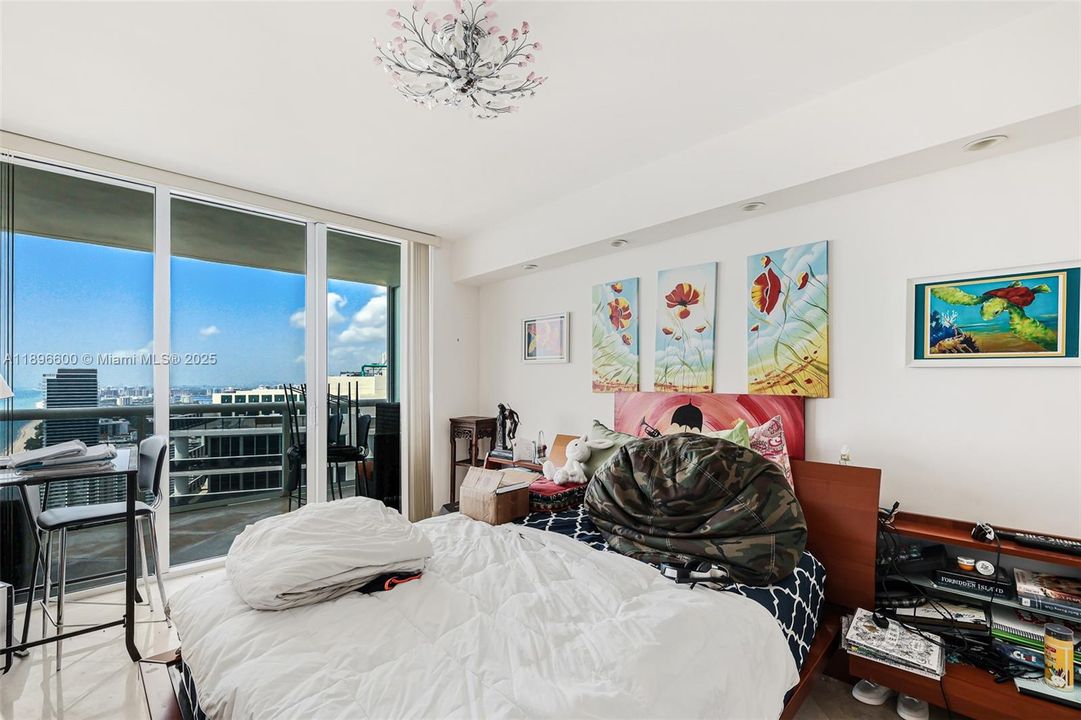 For Rent: $6,500 (3 beds, 3 baths, 1675 Square Feet)