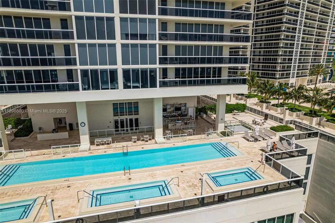 For Rent: $6,500 (3 beds, 3 baths, 1675 Square Feet)