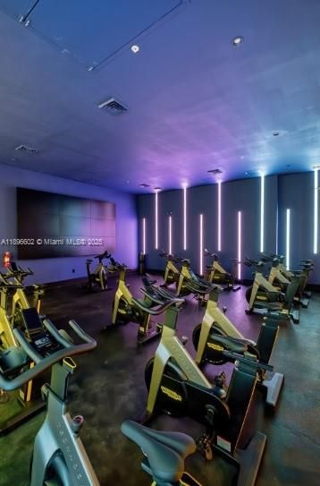 Под контрактом: $2,350 (1 спален, 1 ванн, 792 Квадратных фут)