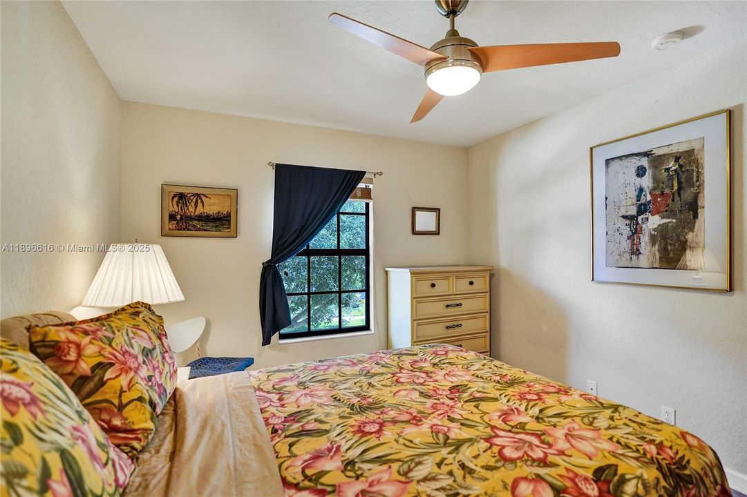 Active With Contract: $839,800 (4 beds, 3 baths, 2580 Square Feet)