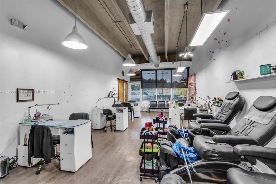 待售: $140,000 (0 贝兹, 0 浴室, 0 平方英尺)