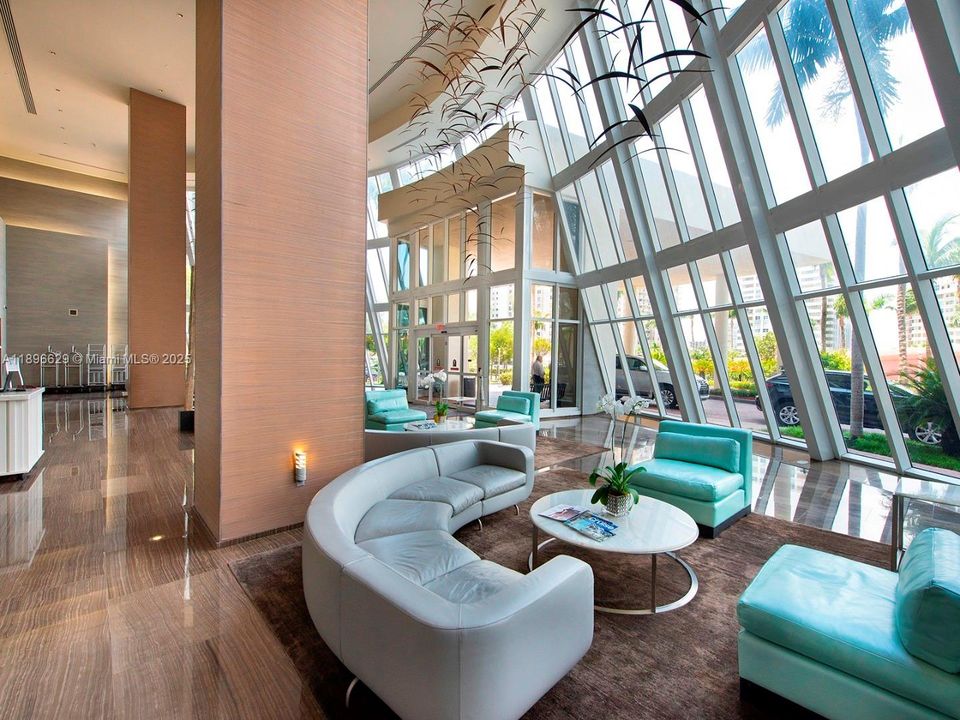 出租: $6,500 (3 贝兹, 3 浴室, 1571 平方英尺)