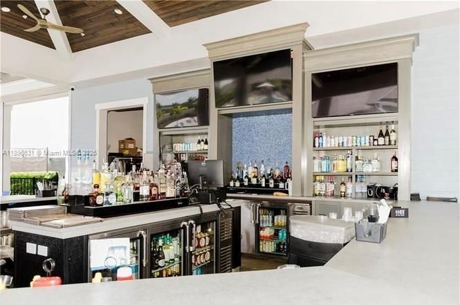 For Rent: $2,000 (2 beds, 2 baths, 0 Square Feet)