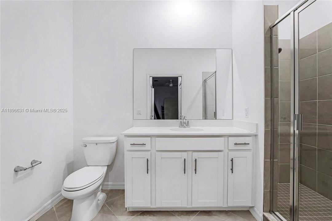 For Rent: $2,000 (2 beds, 2 baths, 0 Square Feet)