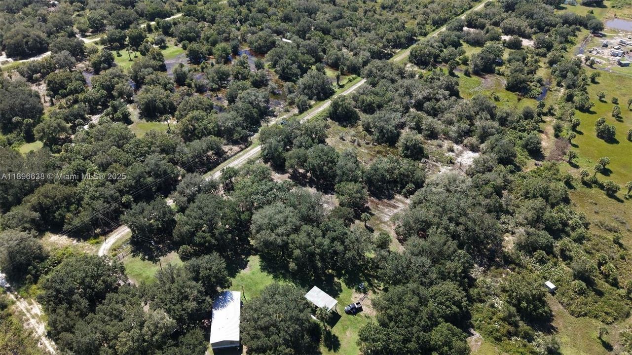 待售: $42,000 (1.25 acres)