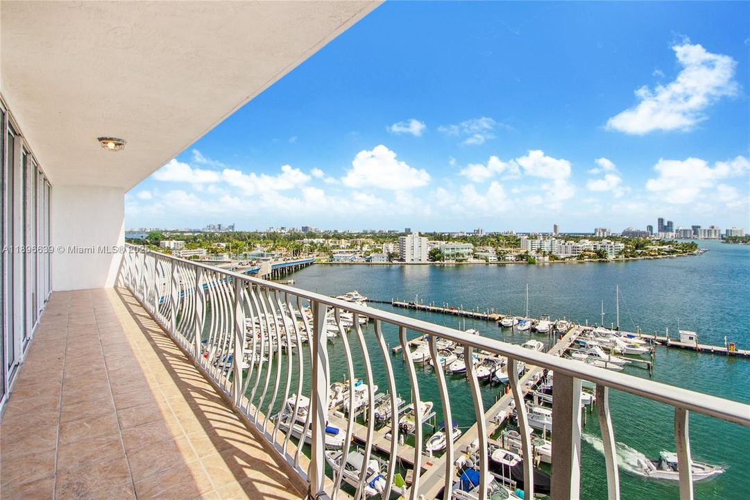 En Venta: $525,000 (2 camas, 2 baños, 1030 Pies cuadrados)