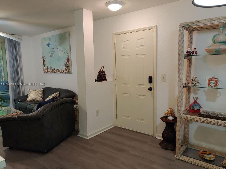 En Venta: $176,000 (2 camas, 1 baños, 0 Pies cuadrados)