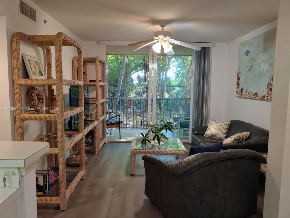 En Venta: $176,000 (2 camas, 1 baños, 0 Pies cuadrados)