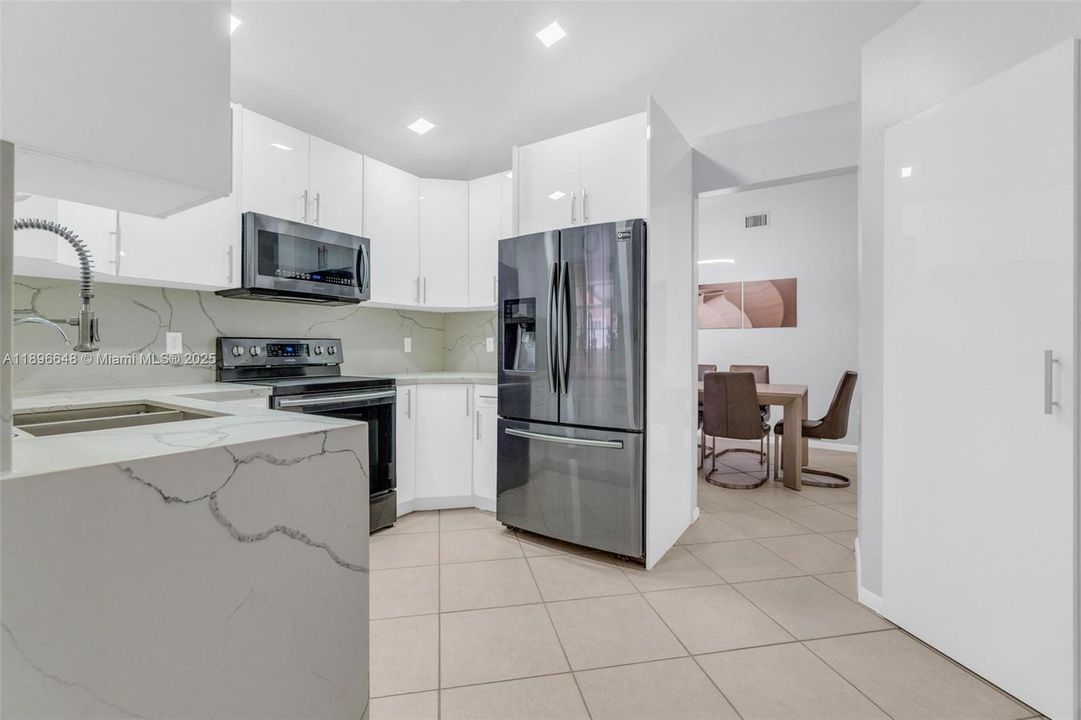 Active With Contract: $689,000 (3 beds, 2 baths, 1588 Square Feet)