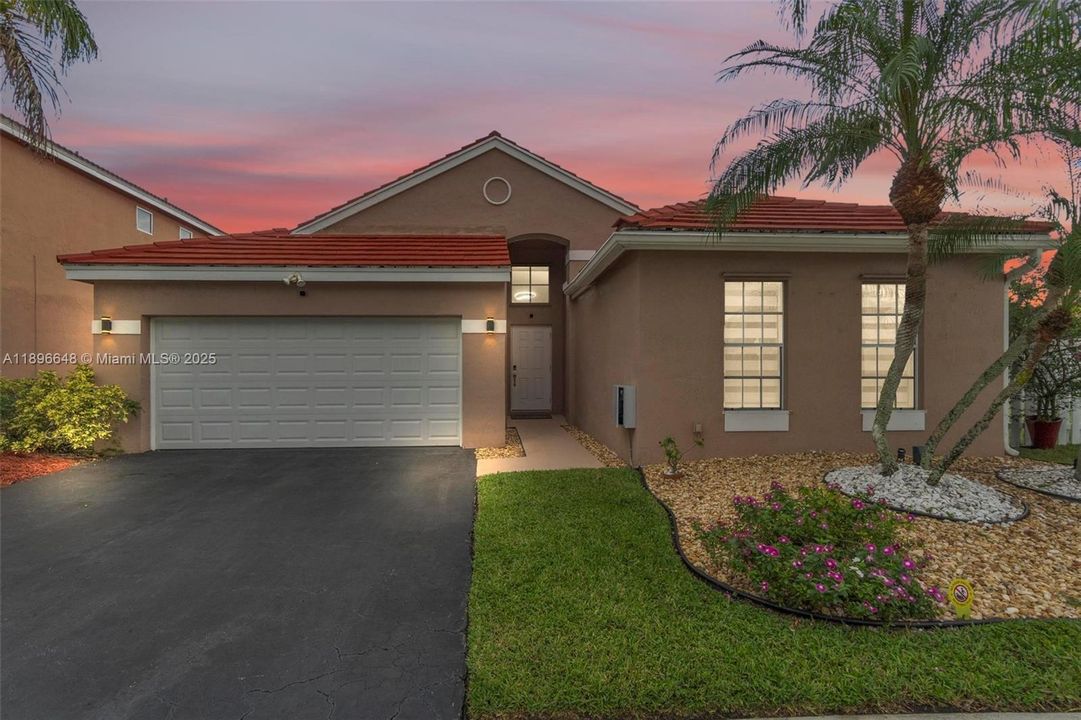 Active With Contract: $689,000 (3 beds, 2 baths, 1588 Square Feet)