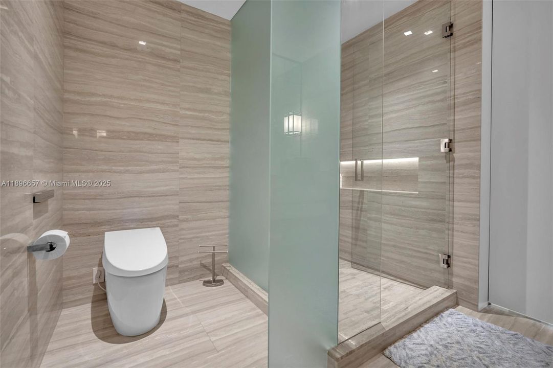 На продажу: $4,650,000 (3 спален, 3 ванн, 2271 Квадратных фут)