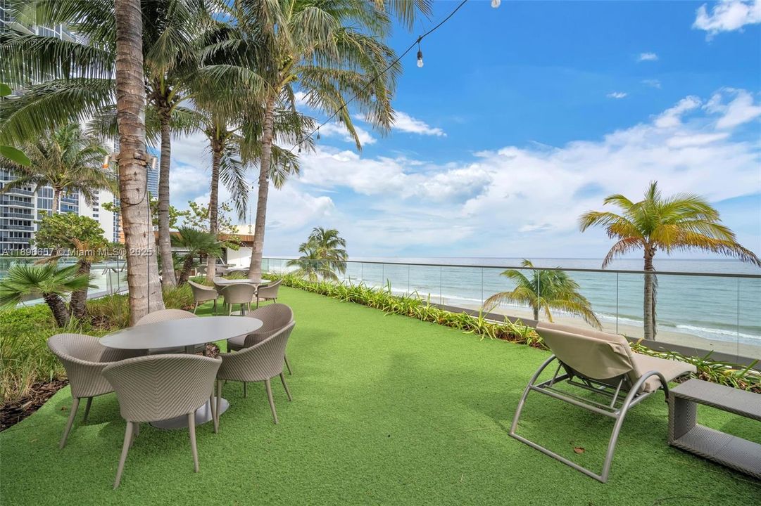 На продажу: $4,650,000 (3 спален, 3 ванн, 2271 Квадратных фут)