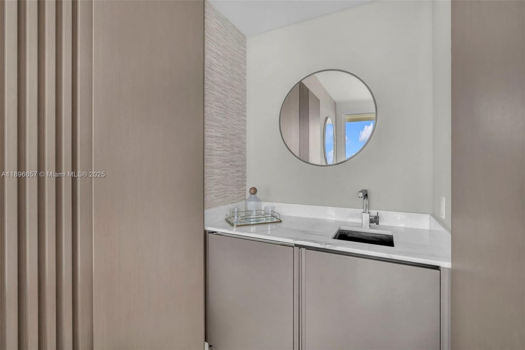 На продажу: $4,650,000 (3 спален, 3 ванн, 2271 Квадратных фут)