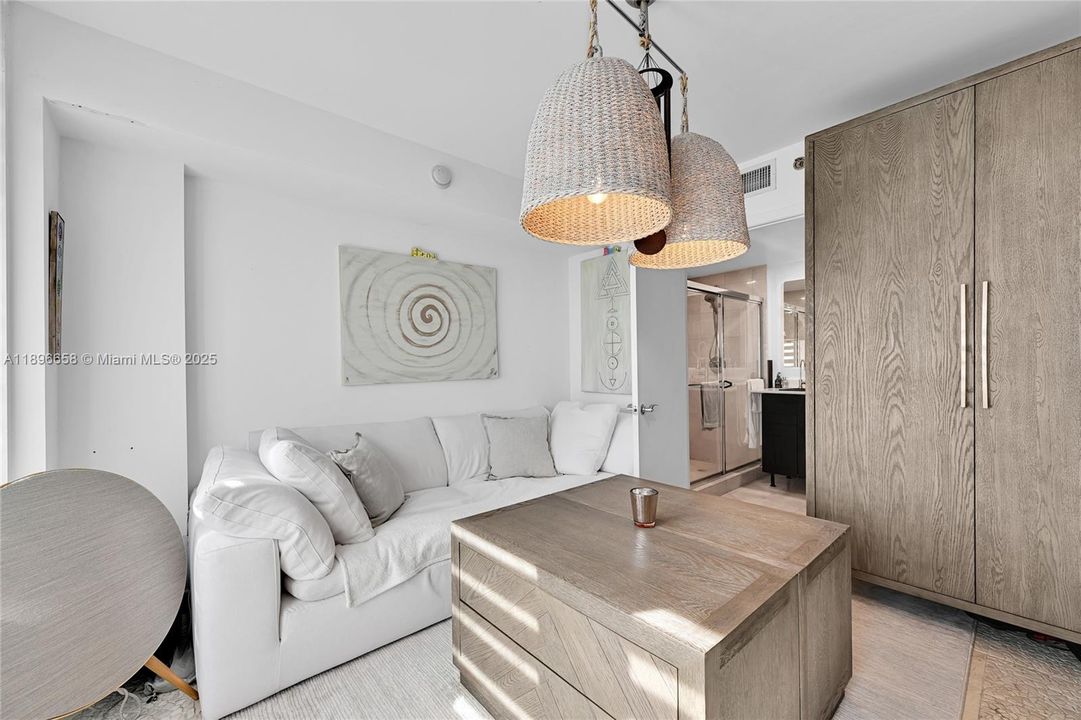 На продажу: $525,000 (1 спален, 1 ванн, 190 Квадратных фут)