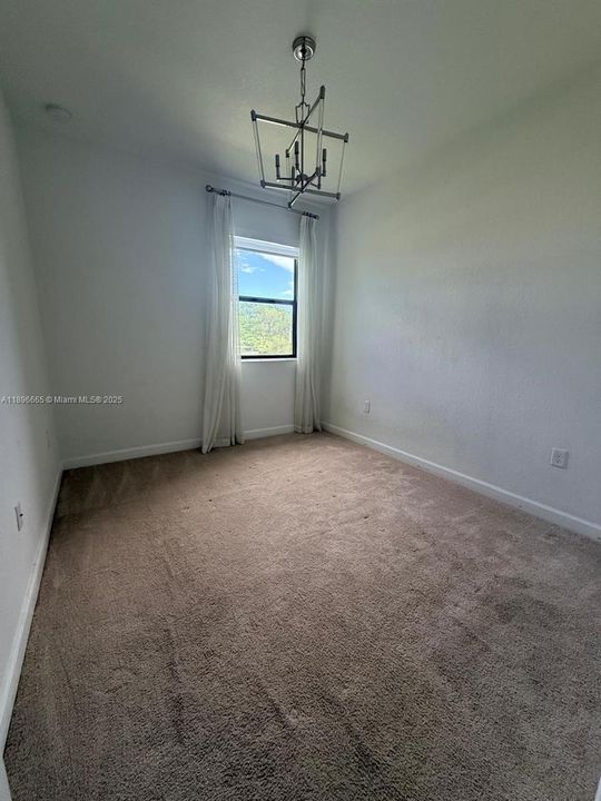 For Sale: $527,000 (4 beds, 2 baths, 1815 Square Feet)