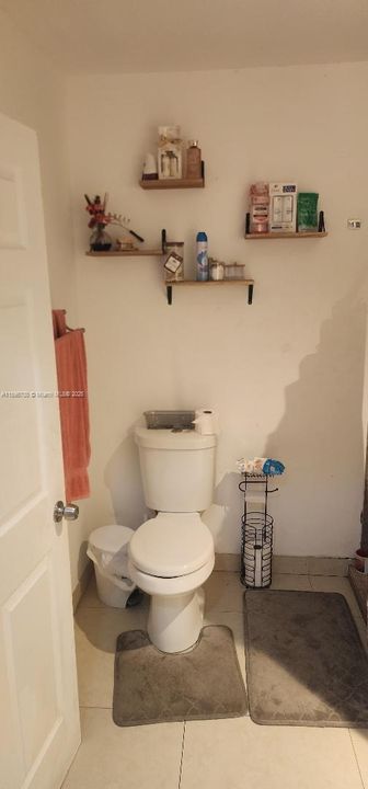 En Venta: $620,000 (3 camas, 2 baños, 1666 Pies cuadrados)