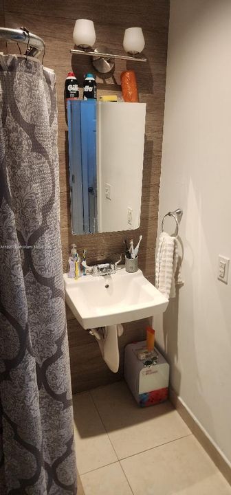 En Venta: $620,000 (3 camas, 2 baños, 1666 Pies cuadrados)