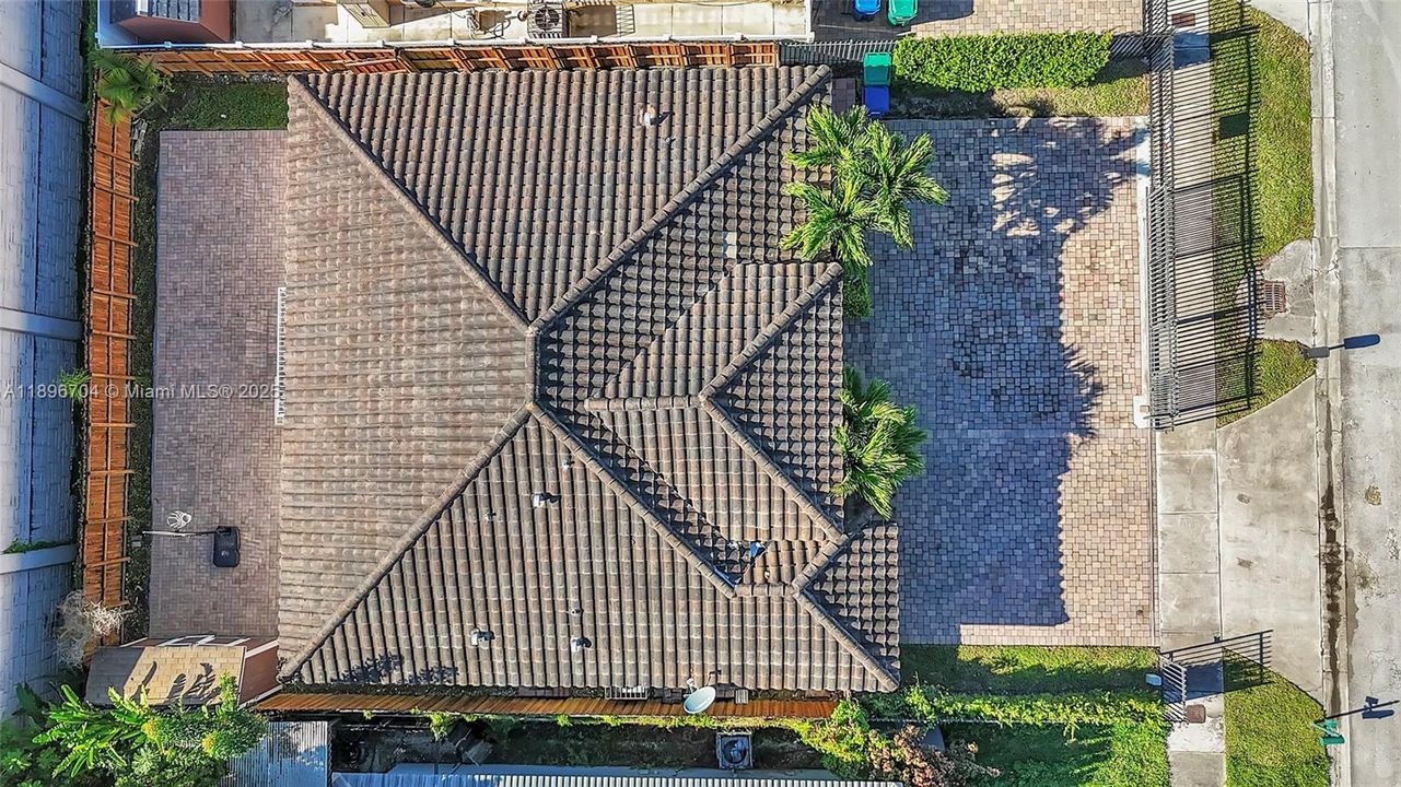 最近售出: $529,000 (3 贝兹, 2 浴室, 1573 平方英尺)