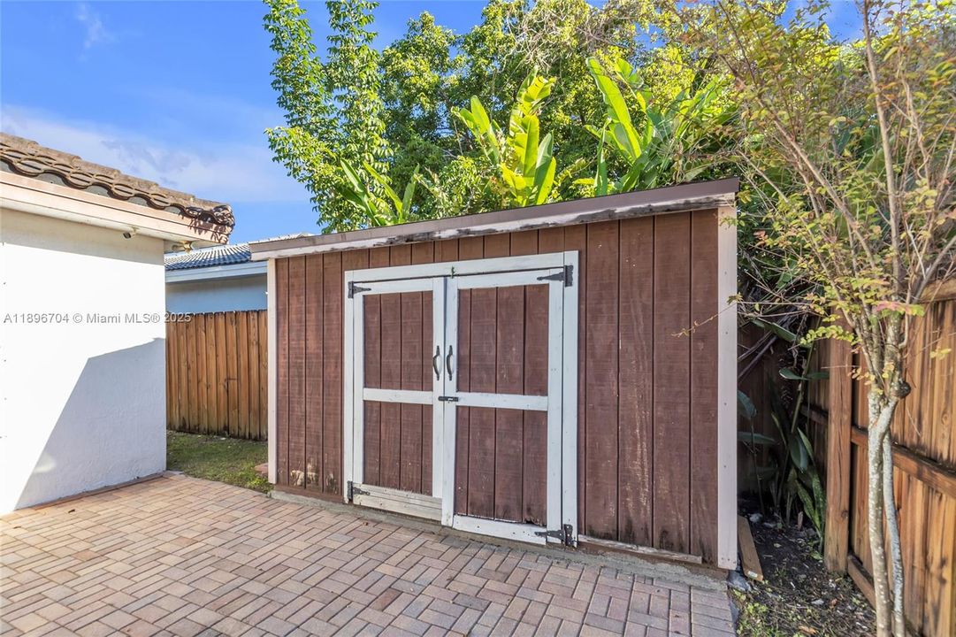 最近售出: $529,000 (3 贝兹, 2 浴室, 1573 平方英尺)