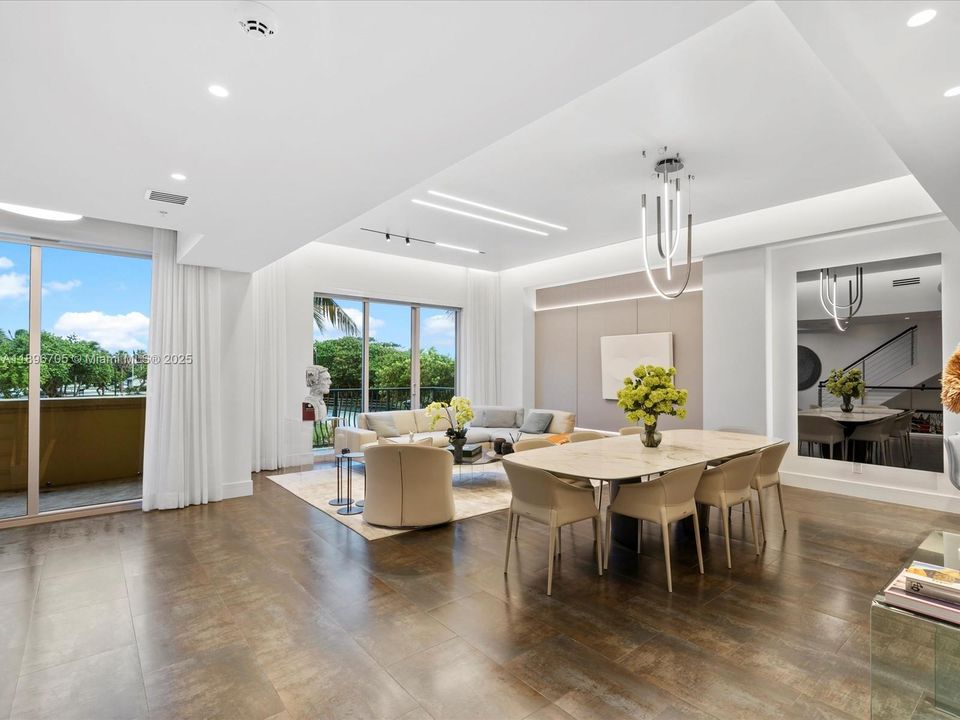 For Rent: $16,500 (2 beds, 2 baths, 2803 Square Feet)