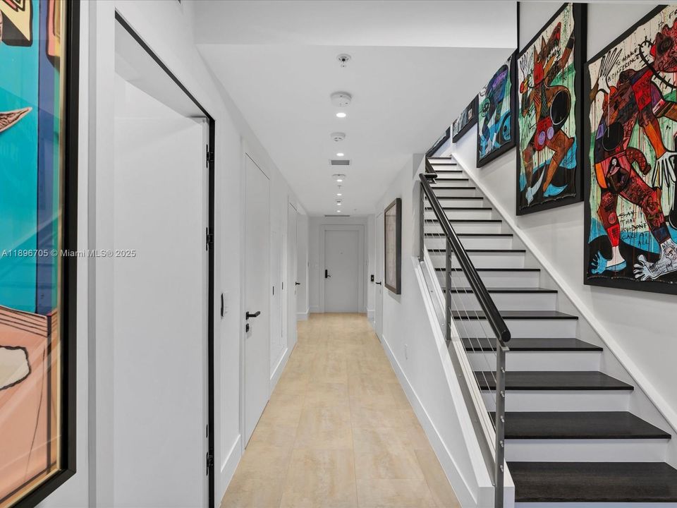 For Rent: $16,500 (2 beds, 2 baths, 2803 Square Feet)