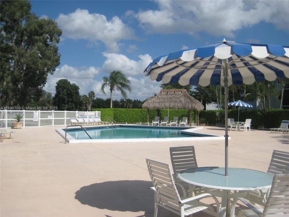 В аренду: $2,700 (2 спален, 2 ванн, 1292 Квадратных фут)