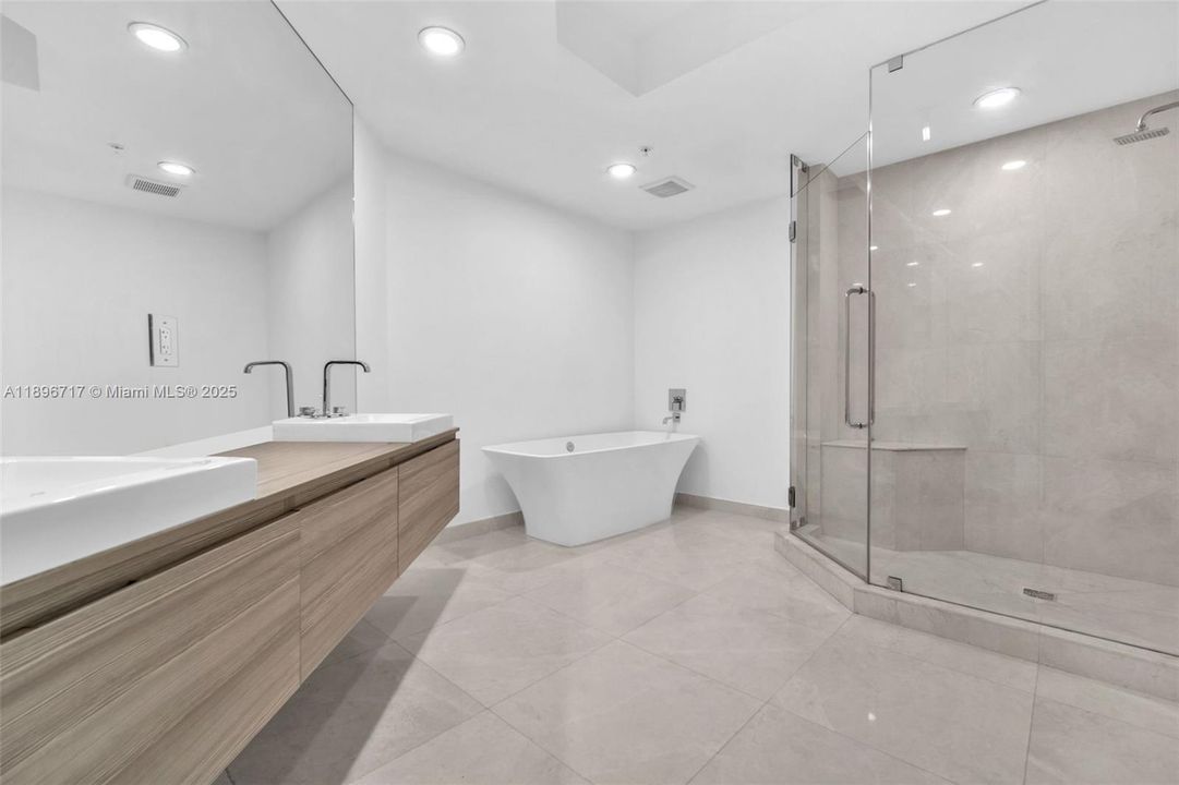 For Rent: $8,000 (2 beds, 2 baths, 1836 Square Feet)