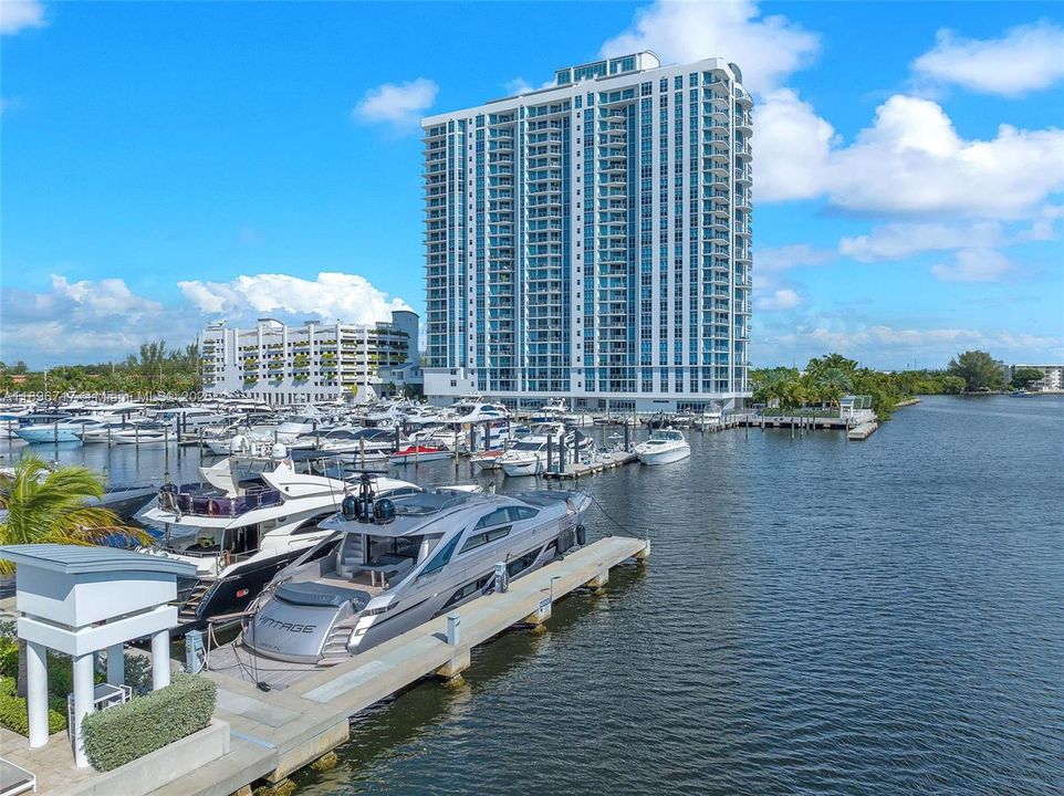 For Rent: $8,000 (2 beds, 2 baths, 1836 Square Feet)