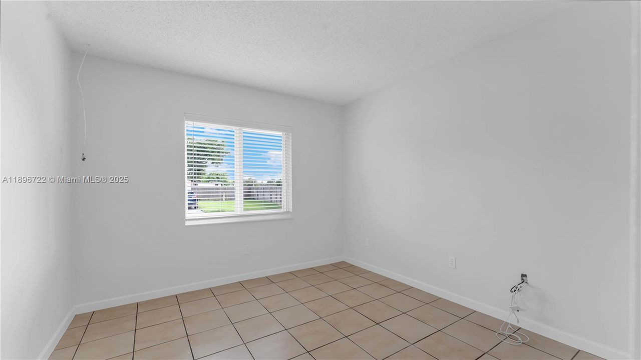 最近租的: $3,000 (3 贝兹, 2 浴室, 1221 平方英尺)