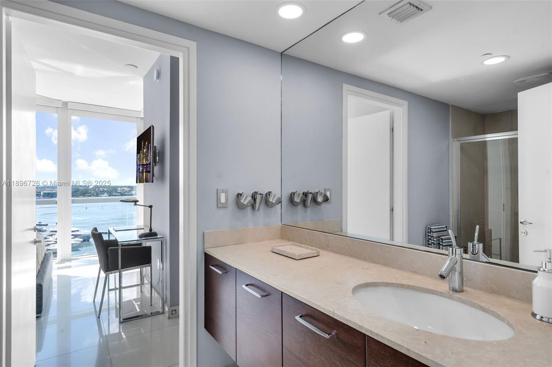 Recently Rented: $11,700 (2 beds, 2 baths, 1750 Square Feet)