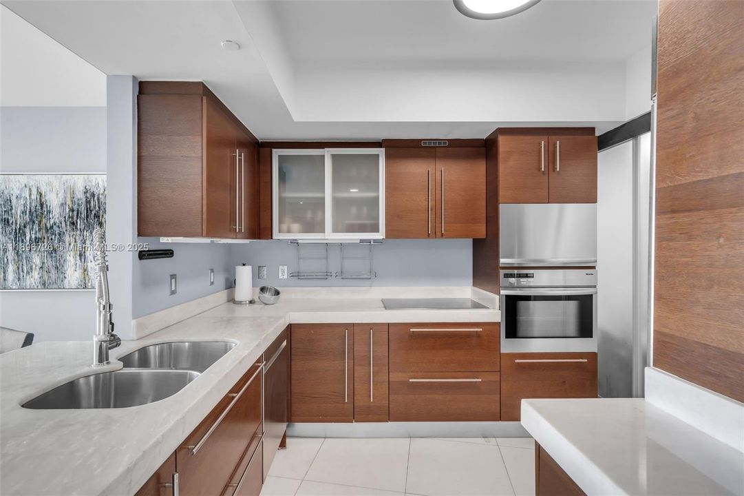 Recently Rented: $11,700 (2 beds, 2 baths, 1750 Square Feet)