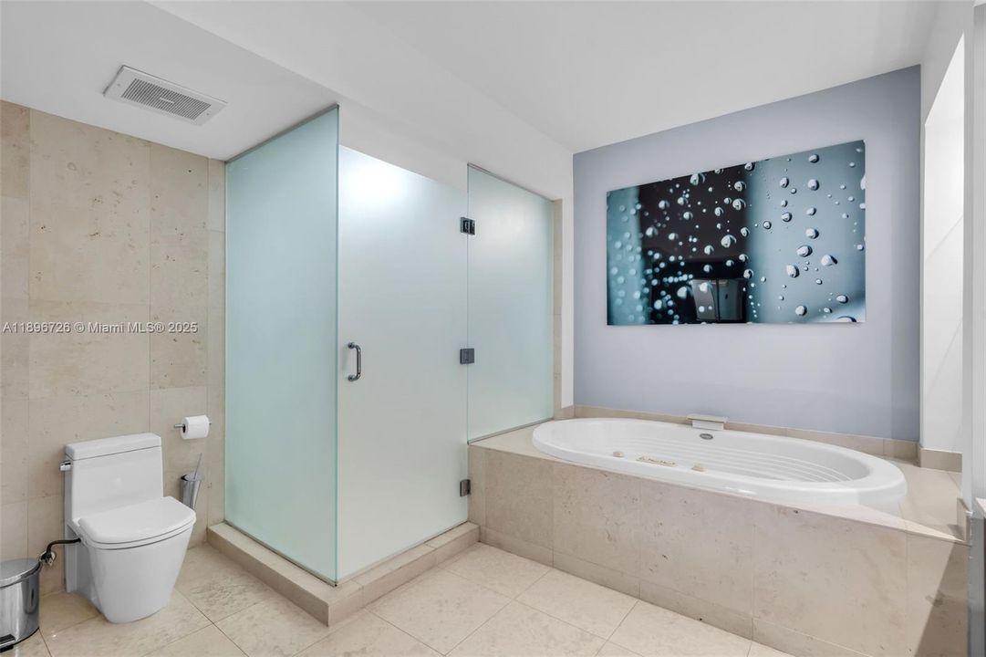 Recently Rented: $11,700 (2 beds, 2 baths, 1750 Square Feet)