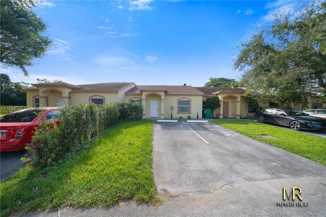 Active With Contract: $350,000 (3 beds, 2 baths, 1160 Square Feet)