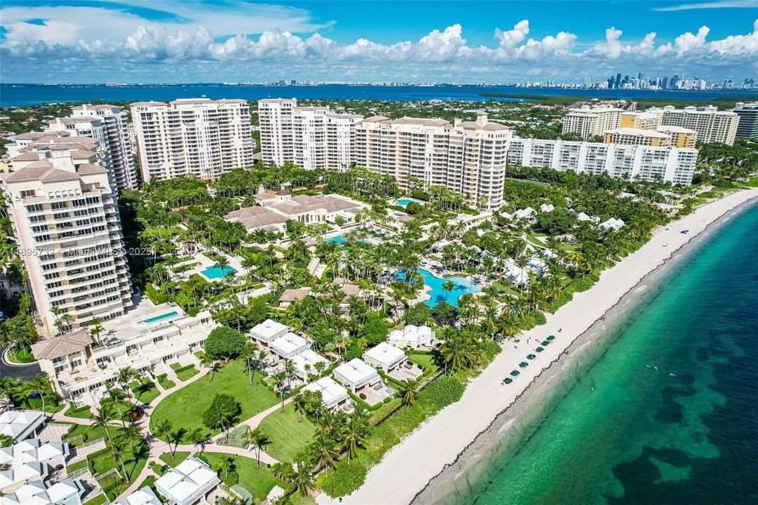 Recently Sold: $4,500,000 (3 beds, 3 baths, 2510 Square Feet)