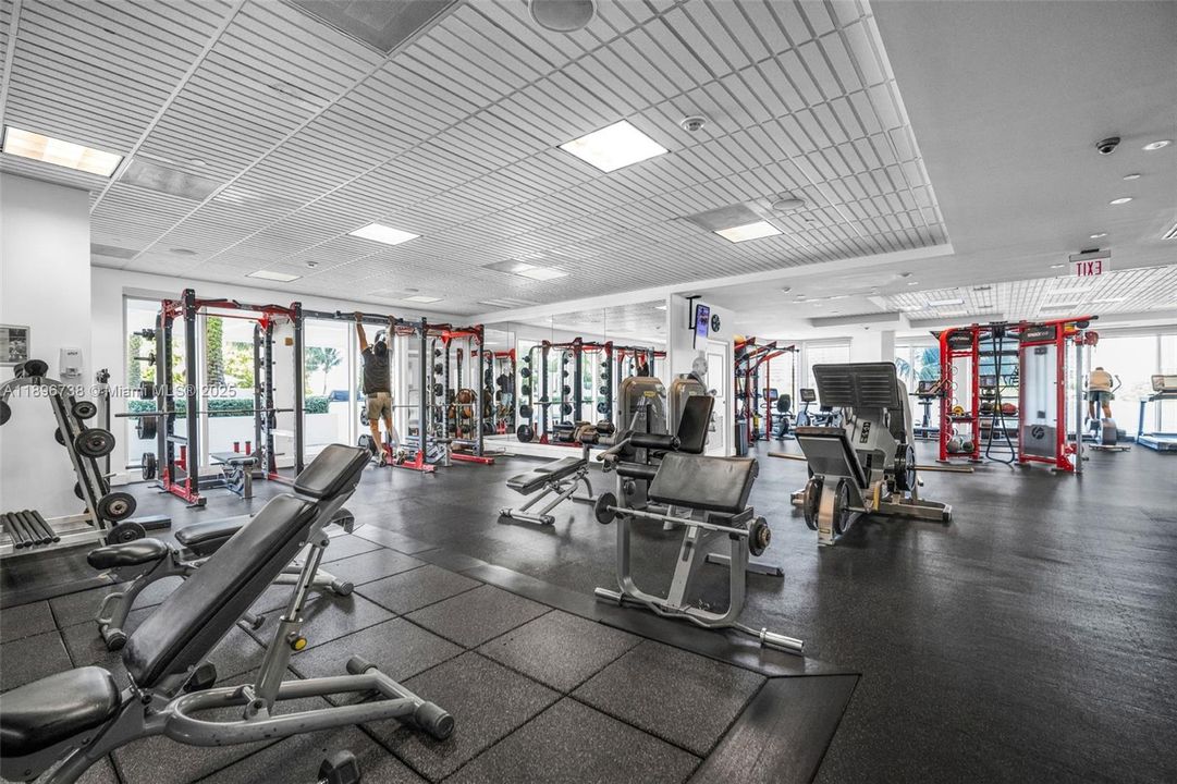 For Sale: $2,400,000 (3 beds, 3 baths, 3264 Square Feet)