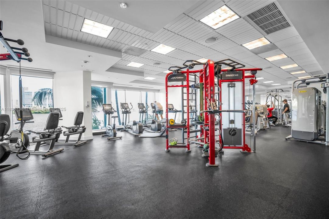 For Sale: $2,400,000 (3 beds, 3 baths, 3264 Square Feet)