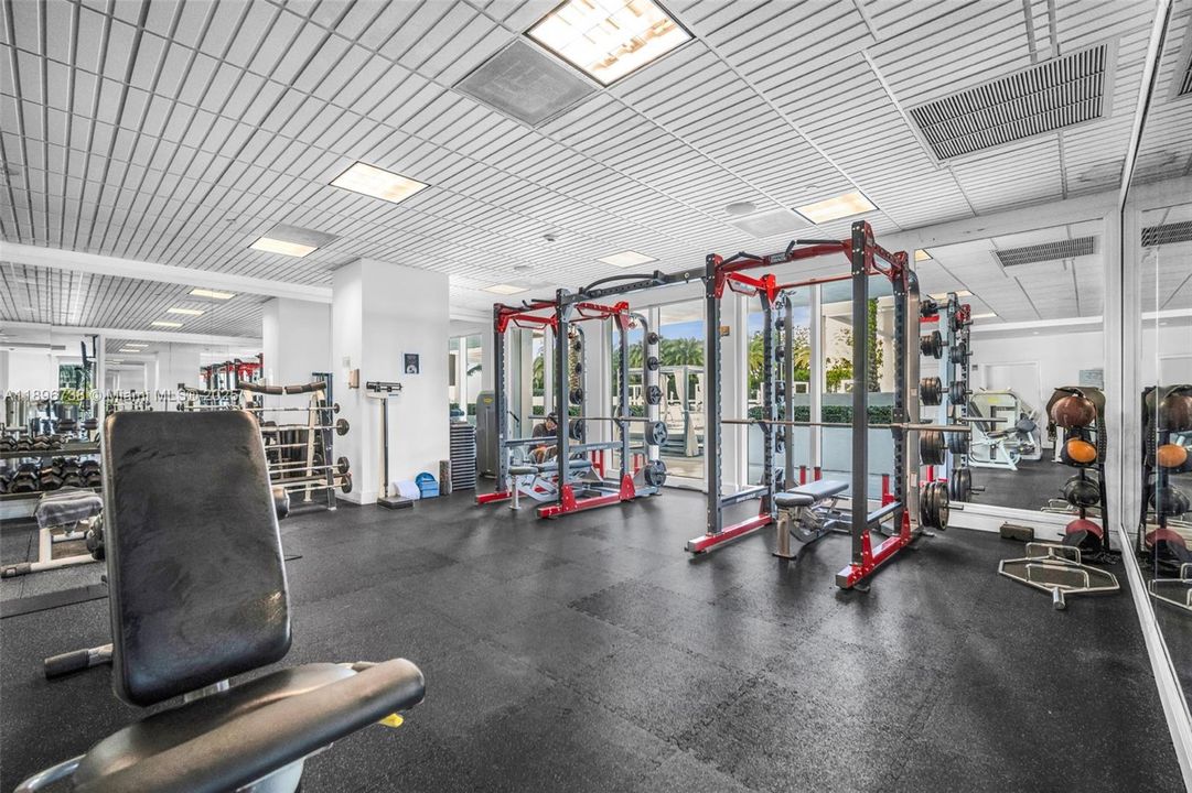 For Sale: $2,400,000 (3 beds, 3 baths, 3264 Square Feet)