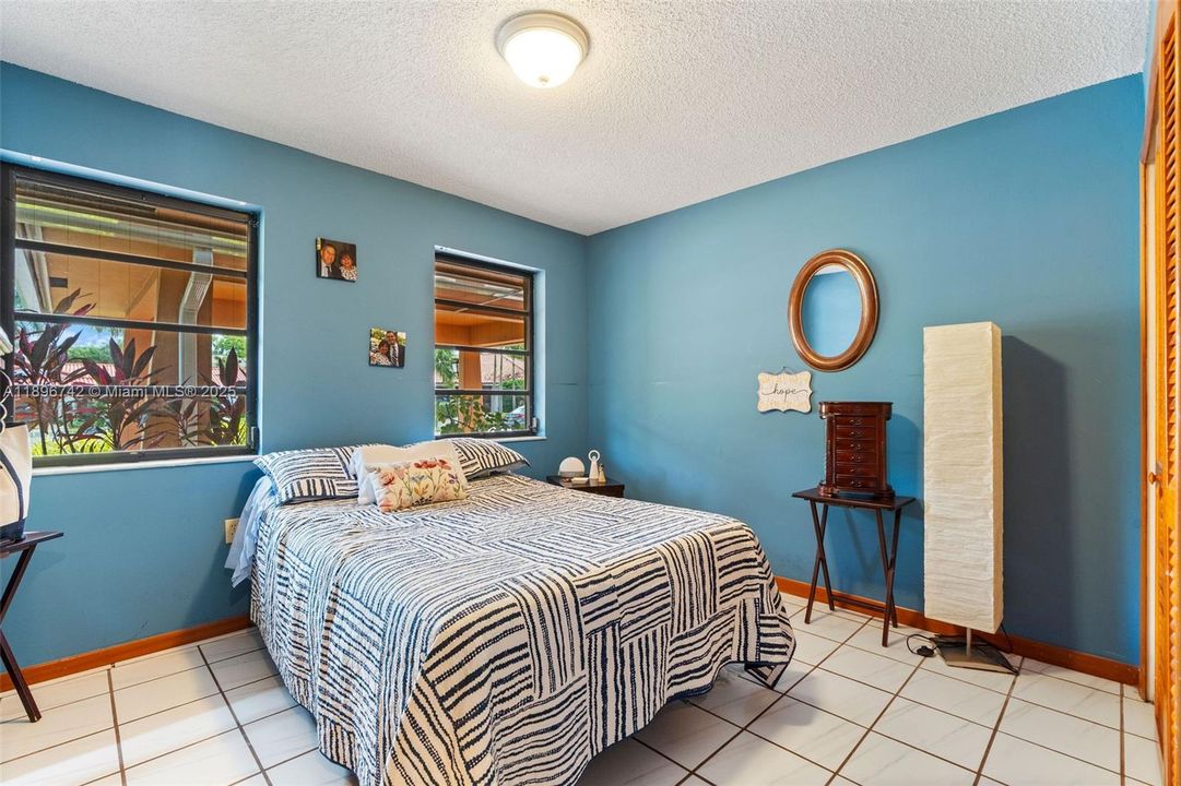 Vendido Recientemente: $939,000 (3 camas, 3 baños, 0 Pies cuadrados)