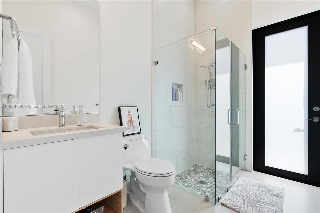 For Sale: $2,450,000 (4 beds, 3 baths, 3100 Square Feet)