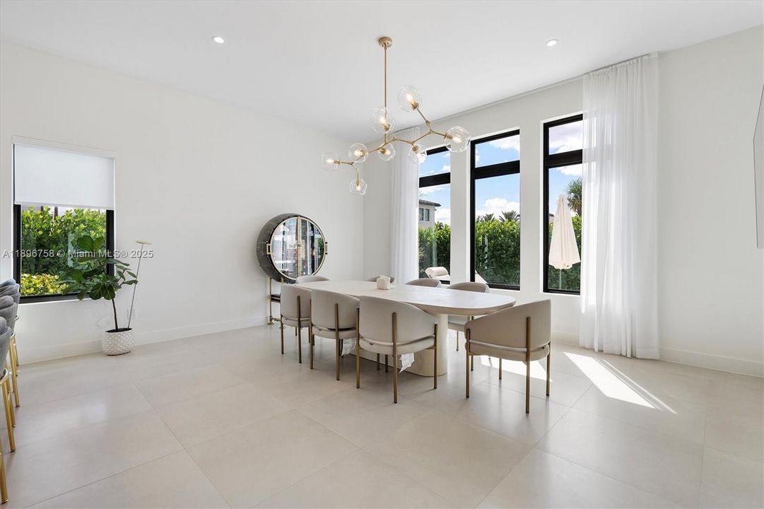 For Sale: $2,450,000 (4 beds, 3 baths, 3100 Square Feet)