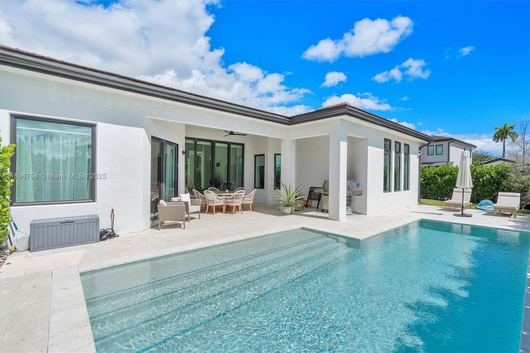 For Sale: $2,450,000 (4 beds, 3 baths, 3100 Square Feet)